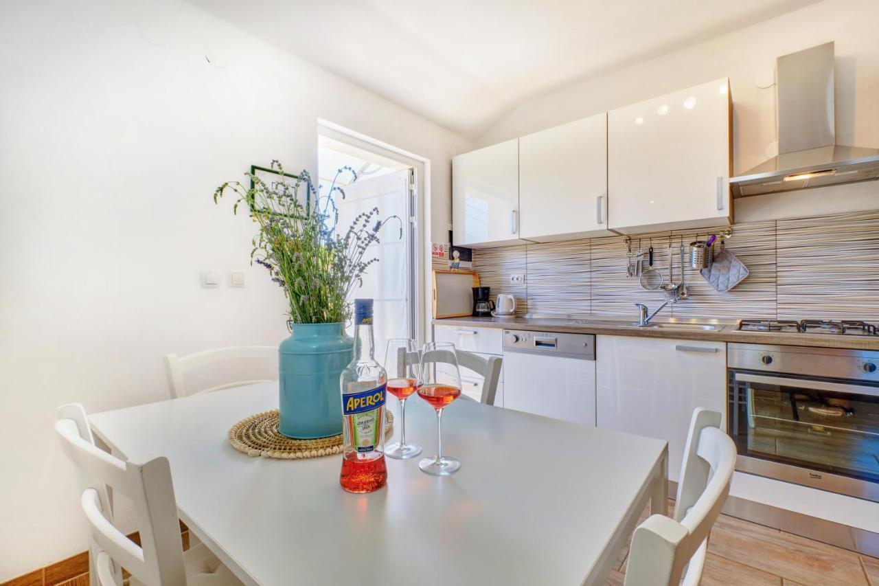 Apartment Tena Veli Lošinj Exterior foto